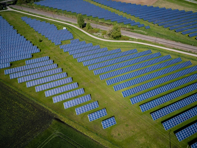 Commodities, Trade & Energy image Commodities, Trade & Energy Image